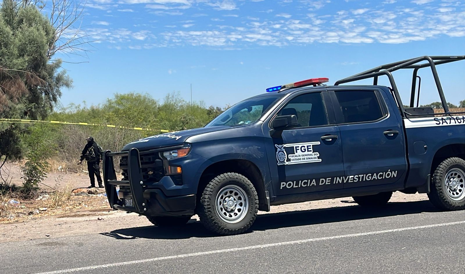 Localizan ejecutado a balazos a otro hombre por la carretera Culiacán-Eldorado en Costa Rica