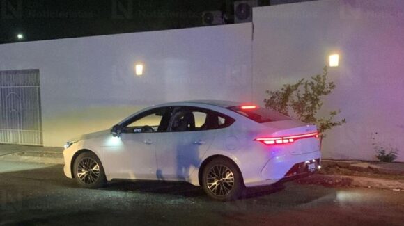 Con ráfagas de arma larga, ejecutan a un hombre a bordo de un automóvil en la 4 de Marzo de Culiacán, Sinaloa