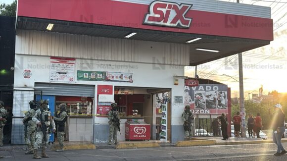 Ejecutan a balazos al despachador de un expendio cervecero ubicado por Las Torres y Obregón, en Culiacán, Sinaloa