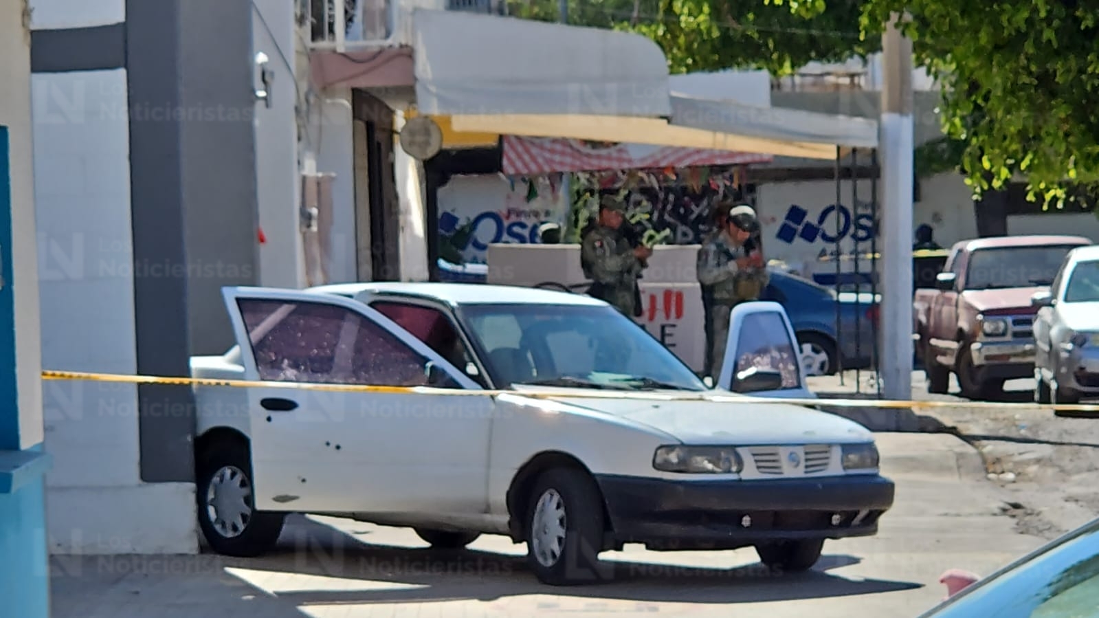Ejecutan a otro hombre en un automóvil en la Miguel Hidalgo de Culiacán