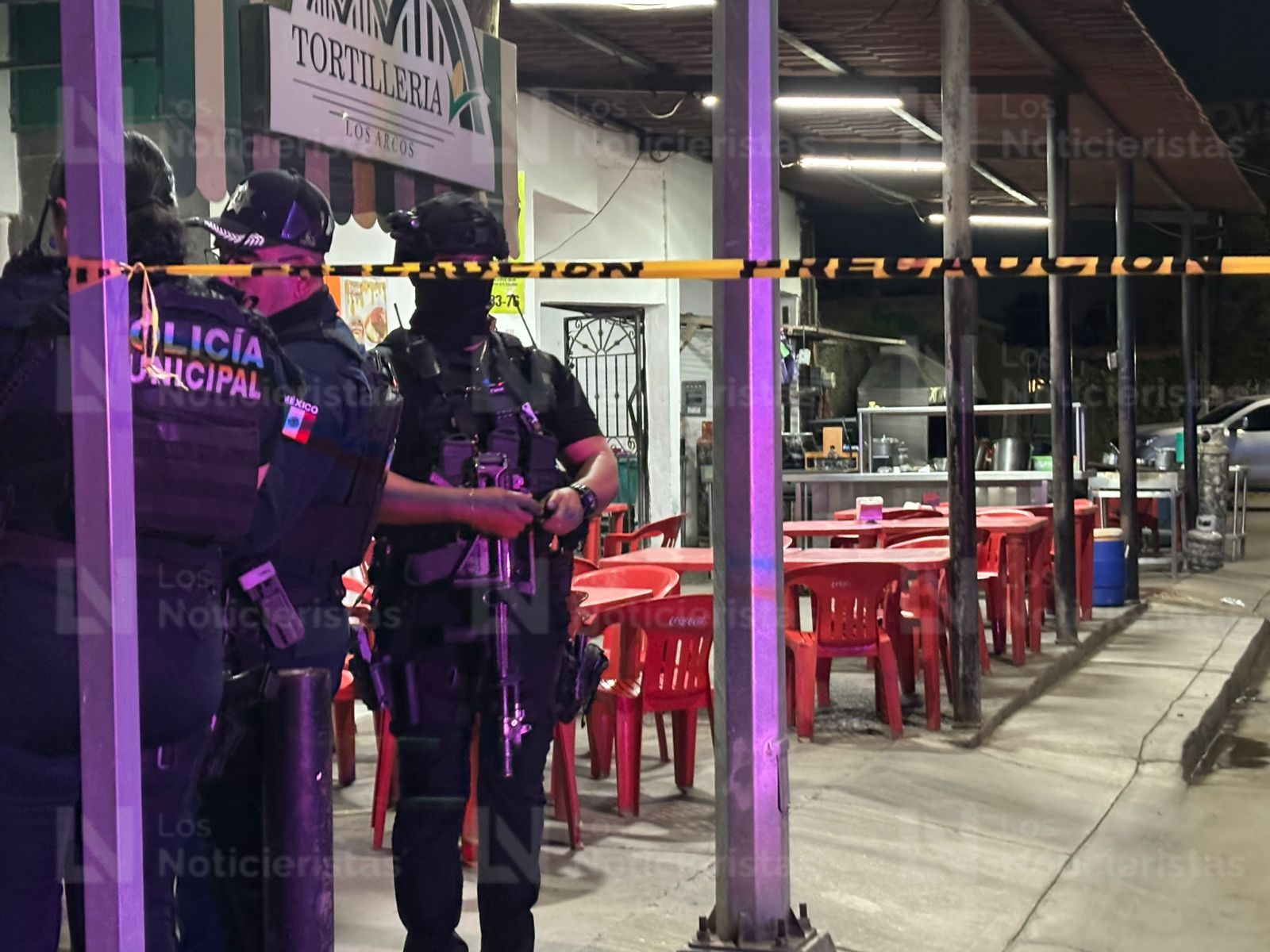 Ejecutan a balazos a dueño de taquería en Paseo de Los Arcos, Culiacán