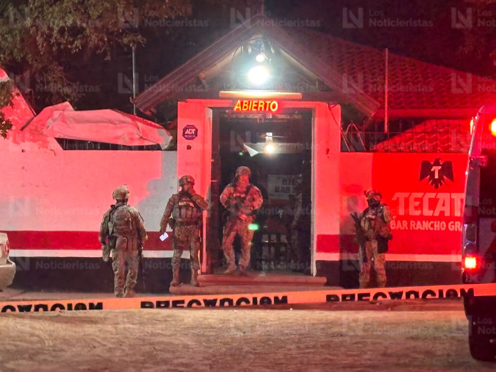 Hombre ejecutado en un bar del sector Mercado de Abastos, Culiacán, Sin.