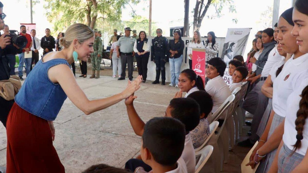 el recreo en mazatlan recibe jornada de prevencion alcaldesa