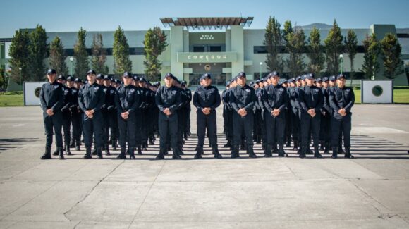 Concluyen 100 elementos de Sinaloa su formación inicial como policías de proximidad, tras curso impartido por la Defensa