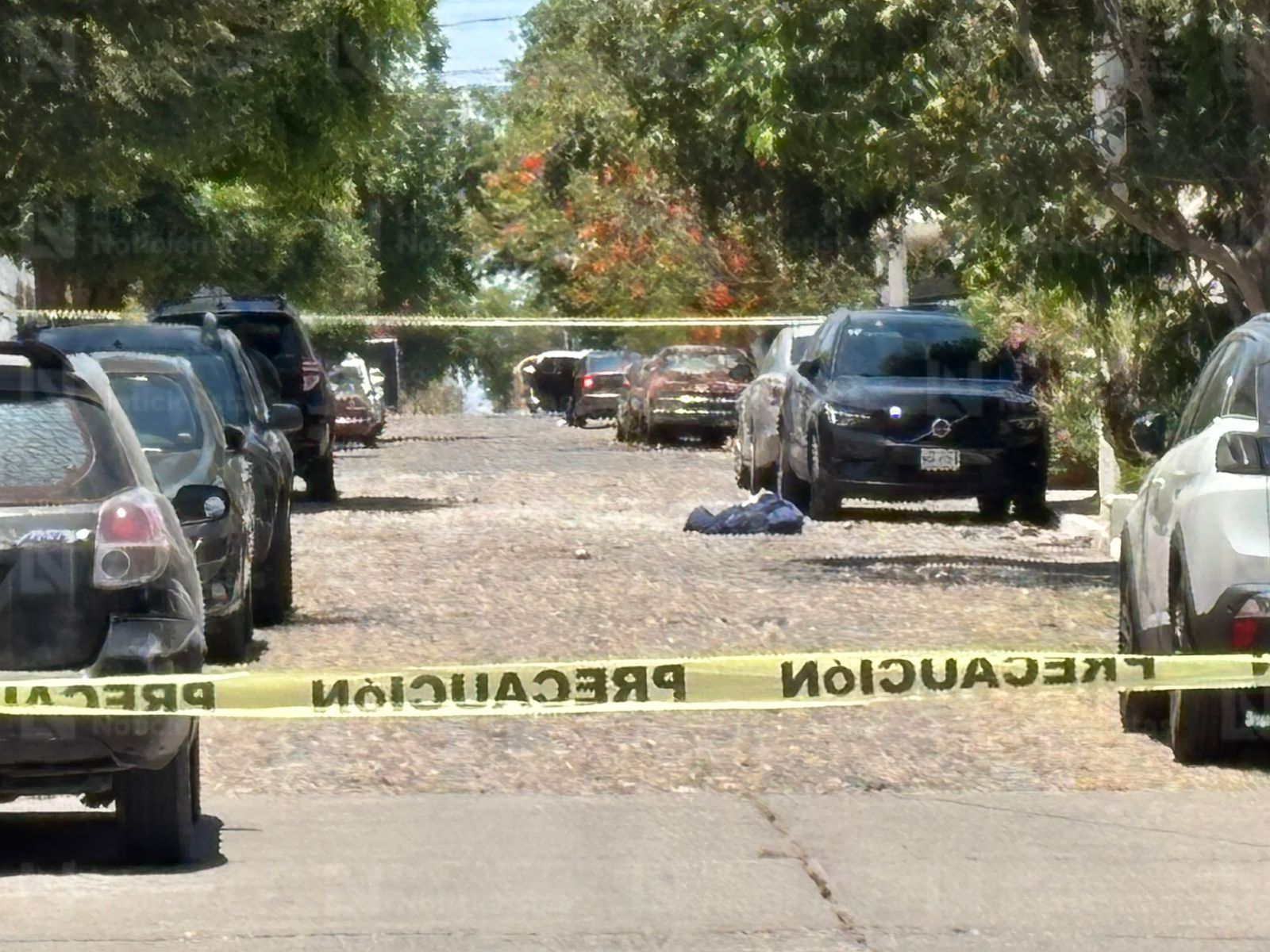 ‘Encobijado’ localizan el cadáver de una persona en la colonia Chapultepec de Culiacán