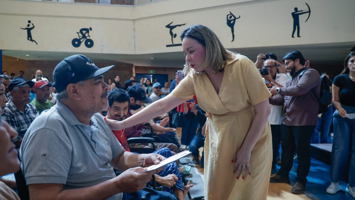 entrega de tarjetas pension de las personas con discapacidad en culiacan adulto