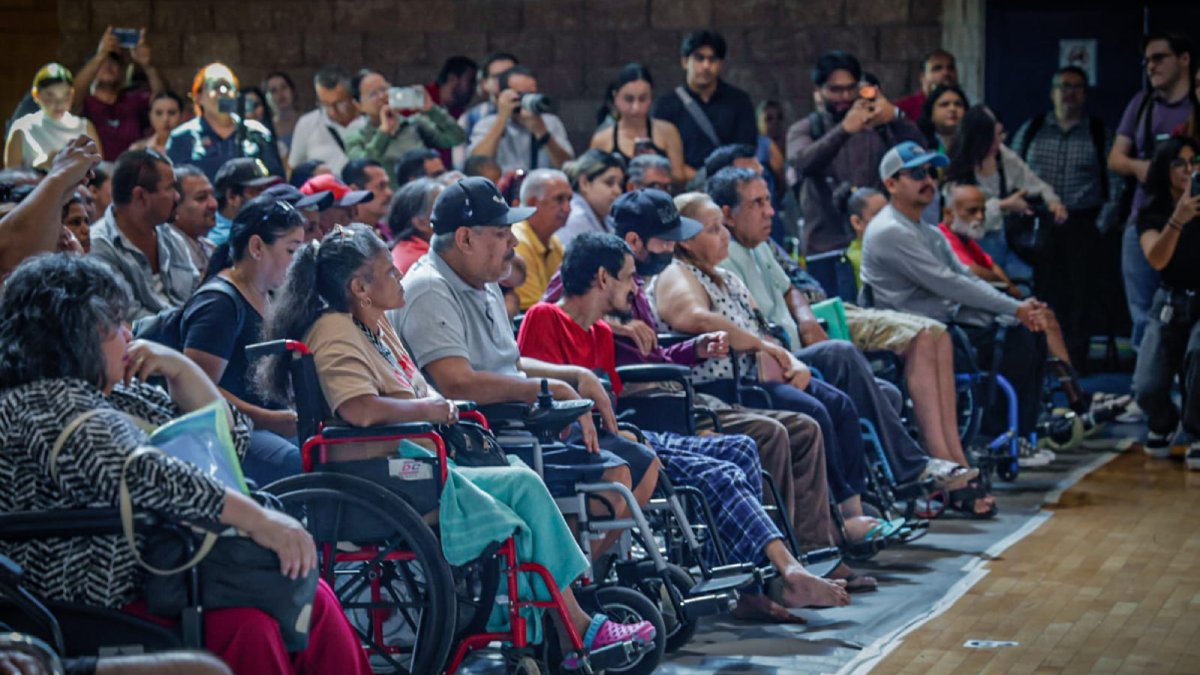 entrega de tarjetas pension de las personas con discapacidad en culiacan discapacitados