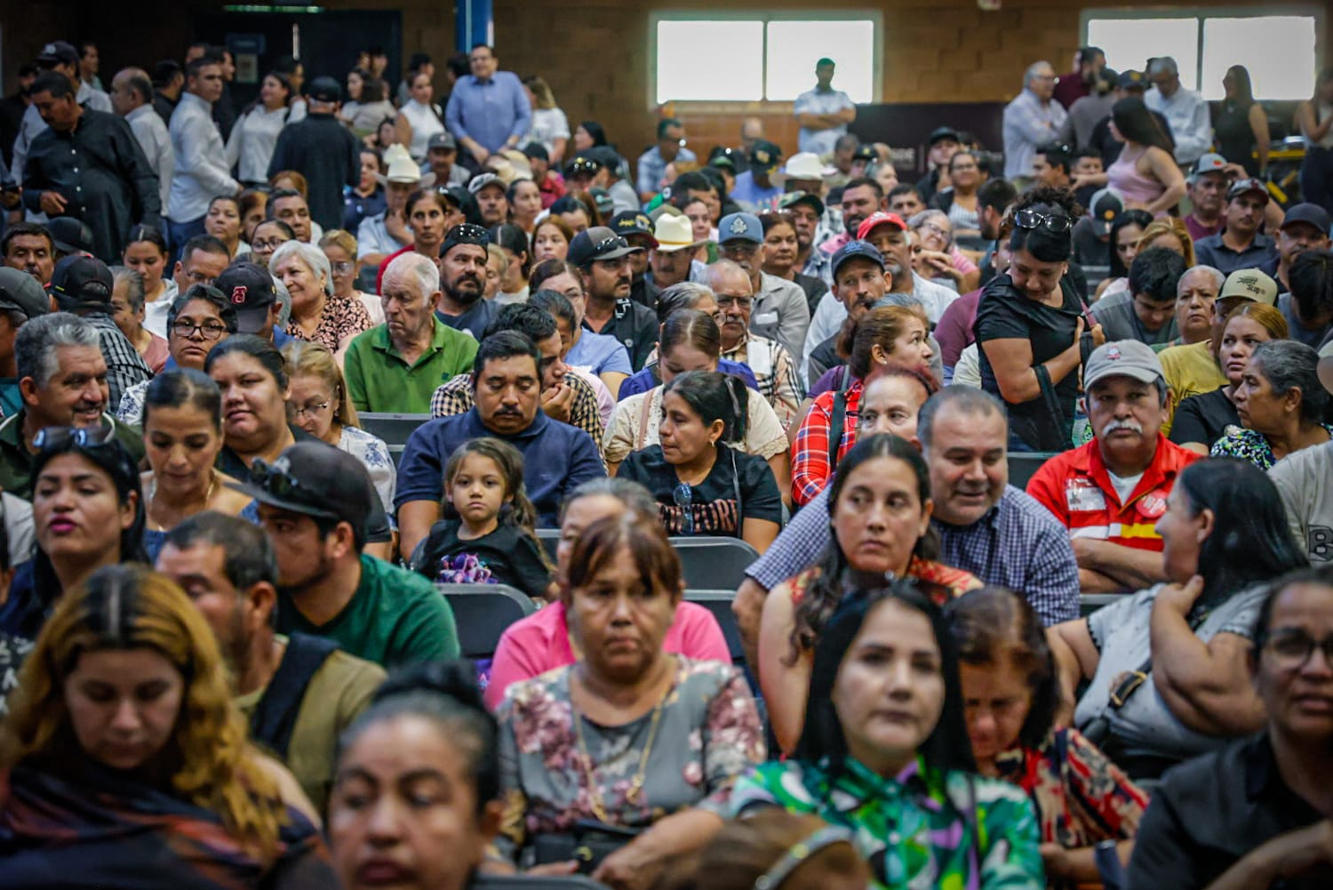 Entrega de títulos de propiedad en Culiacán