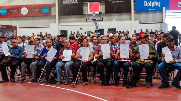 Justicia social para las familias en Badiraguato: entregan mil 385 acciones de certeza jurídica patrimonial