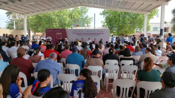 Gobernadora Yeraldine Bonilla entrega más de 600 títulos de propiedad a familias de Mocorito, Sinaloa