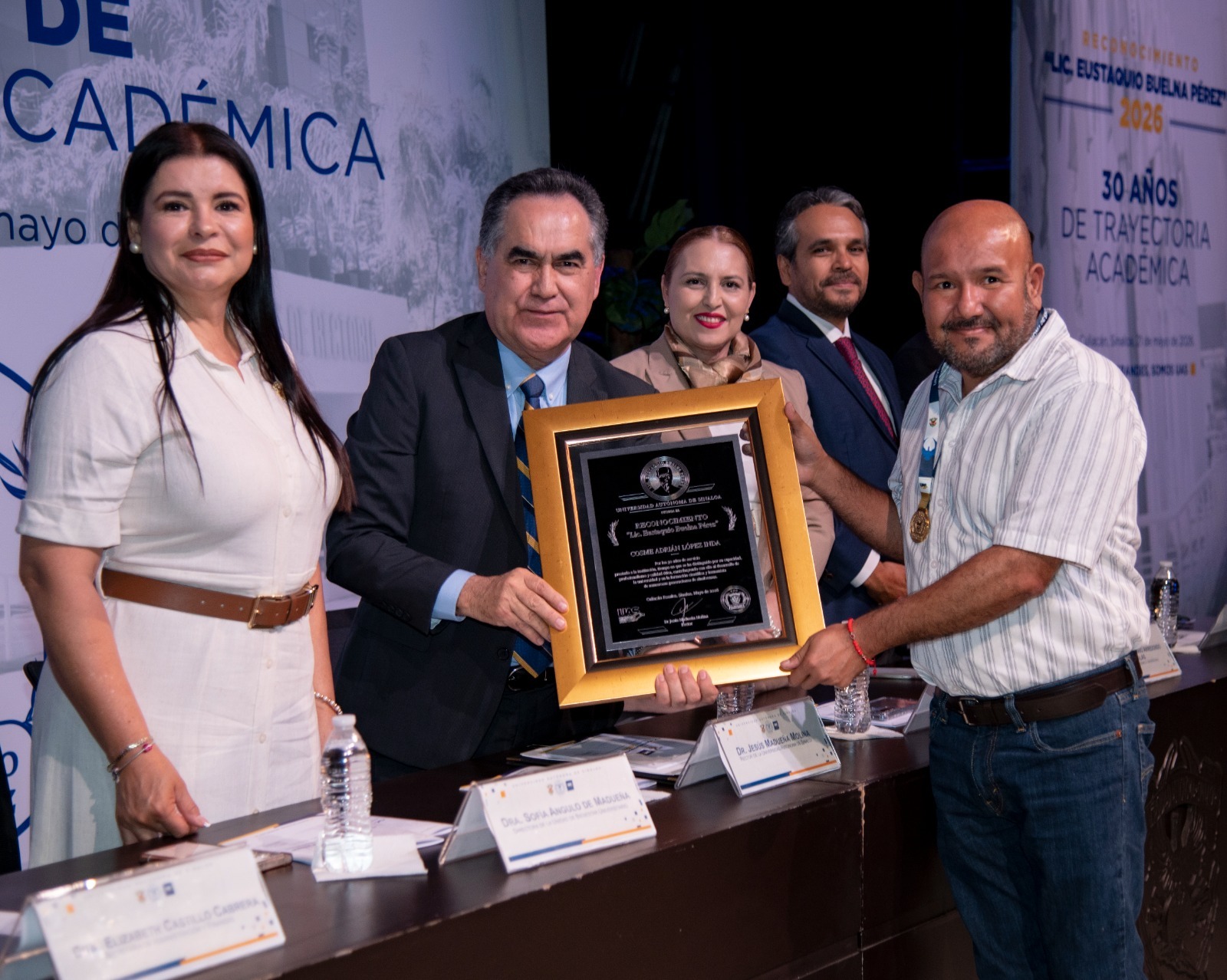 Ceremonia de entrega del Reconocimiento Lic. Eustaquio Buelna Pérez 2026 a docentes de la UAS