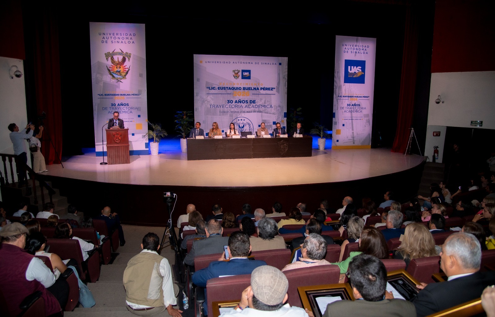 Ceremonia de entrega del Reconocimiento Lic. Eustaquio Buelna Pérez 2026 a docentes de la UAS