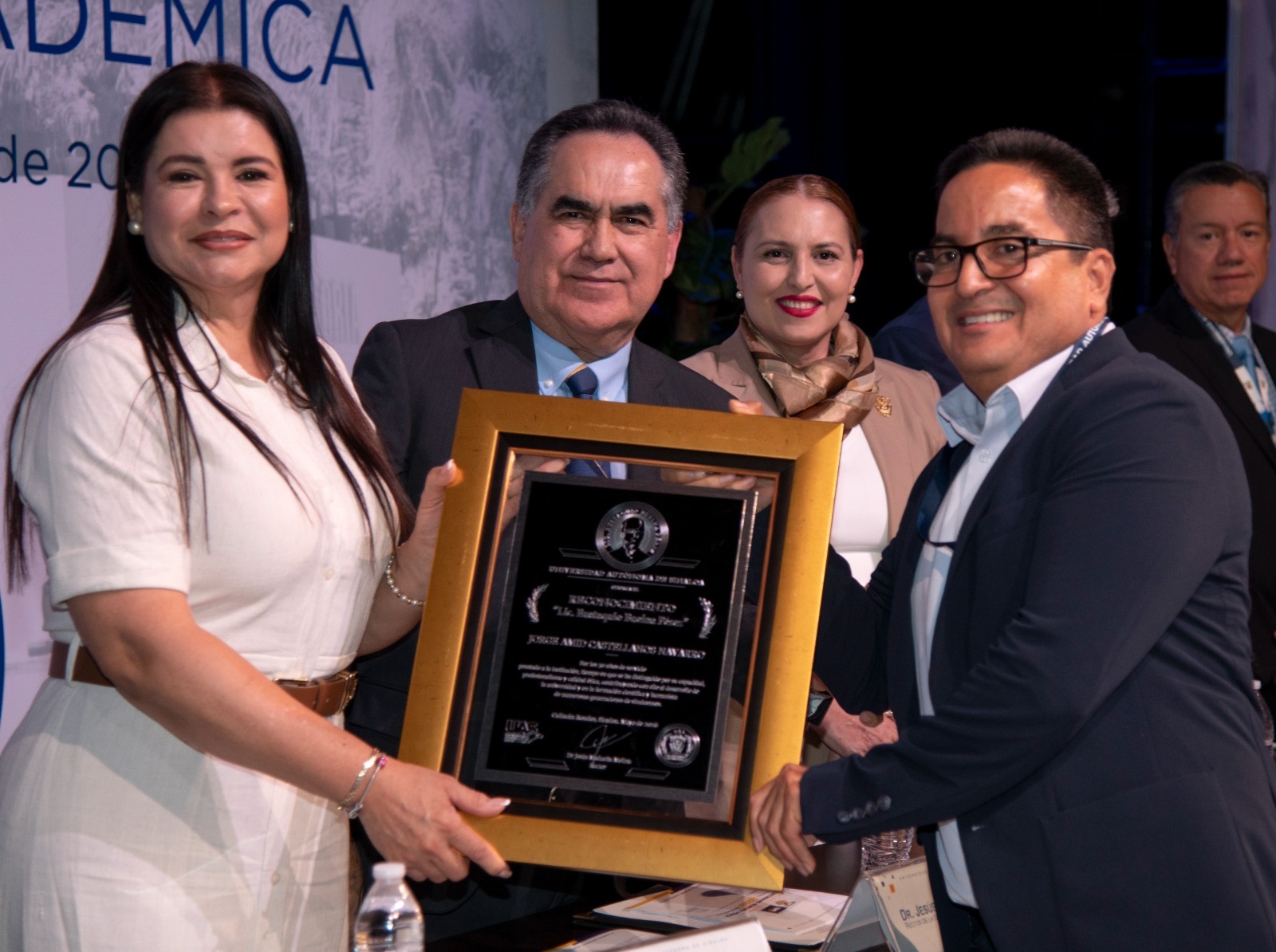 Ceremonia de entrega del Reconocimiento Lic. Eustaquio Buelna Pérez 2026 a docentes de la UAS