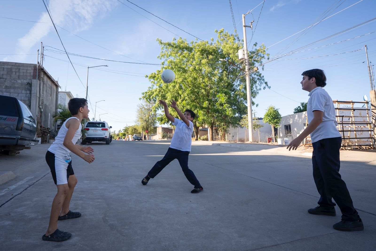 Entregan calles pavimentadas en la Rosario Uzárraga, Culiacán