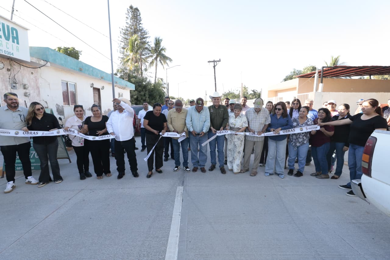 Entregan pavimentación en La Brecha, Guasave