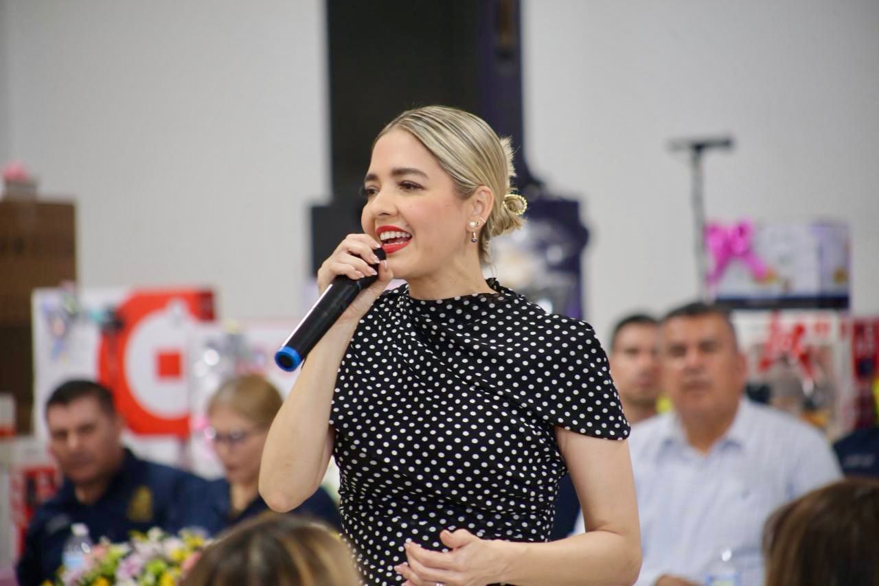 Entregan reconocimientos a trabajadoras del Stasam en Mazatlán