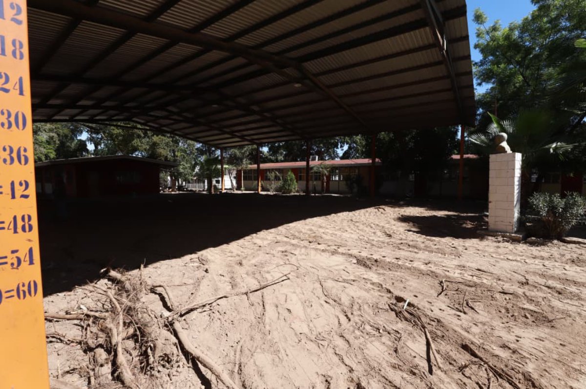 Escuela Primaria 6 de Enero tendrá nueva cancha cívica en Guasave
