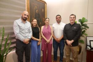 Estrella Palacios se reúne con Canacintra Mazatlán