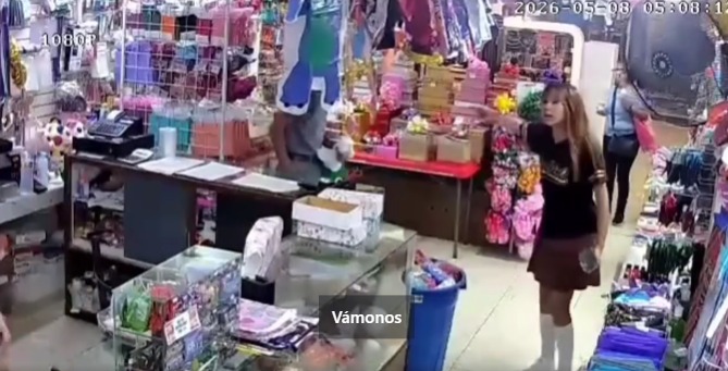 “Más que correr, decidió salvar vidas”: madre de estudiante que alertó del incendio en plaza de Los Mochis relata el orgullo y miedo que vivieron