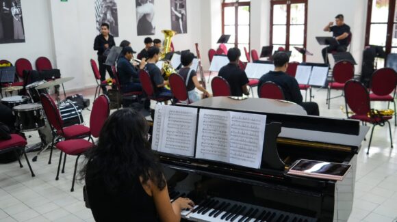 ‘Voces e Instrumentos’, más de 100 jóvenes llenarán de música el Teatro Ángela Peralta de Mazatlán, Sinaloa en una noche con causa