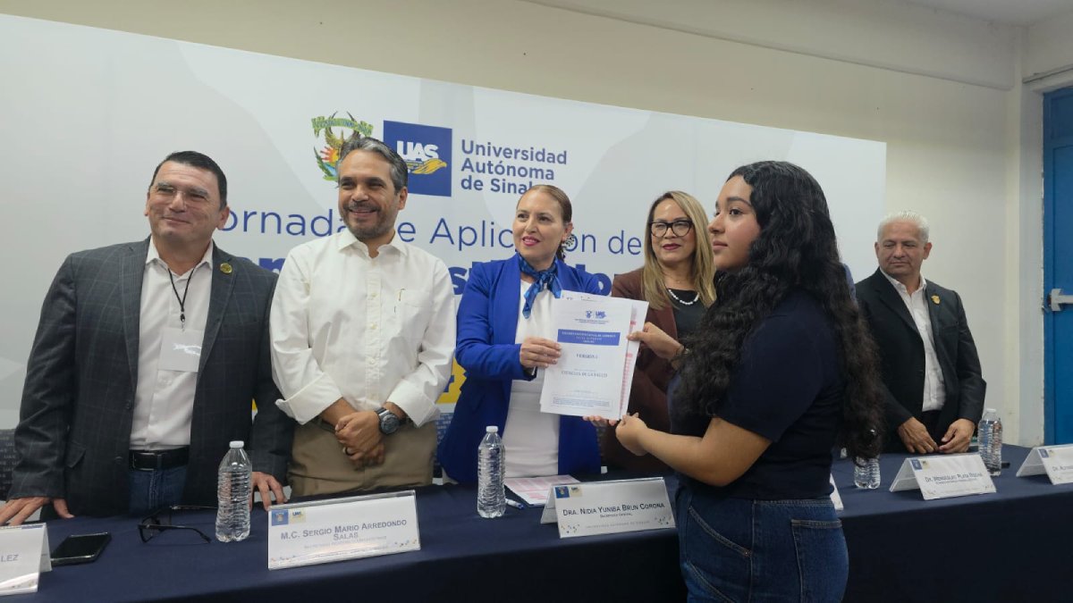 estudiantes en el examen de admision de la universidad autonoma de sinaloa reconocimientos