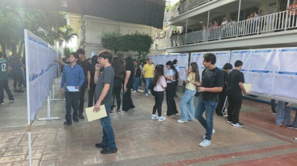 Nerviosos, pero confiados en aprobar el examen de ingreso a la Facultad de Medicina, así vieron los jóvenes el Examen de Admisión en la UAS