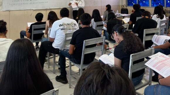 Más de mil 500 aspirantes presentan examen diagnóstico para ingresar a la UAS en Guasave, Sinaloa