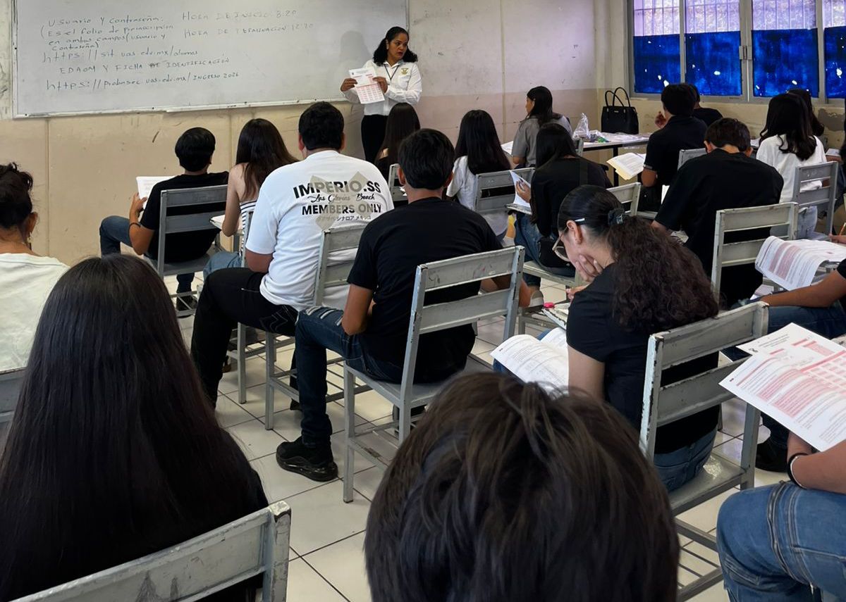Aspirantes presentan examen diagnóstico para ingresar a la UAS en Guasave