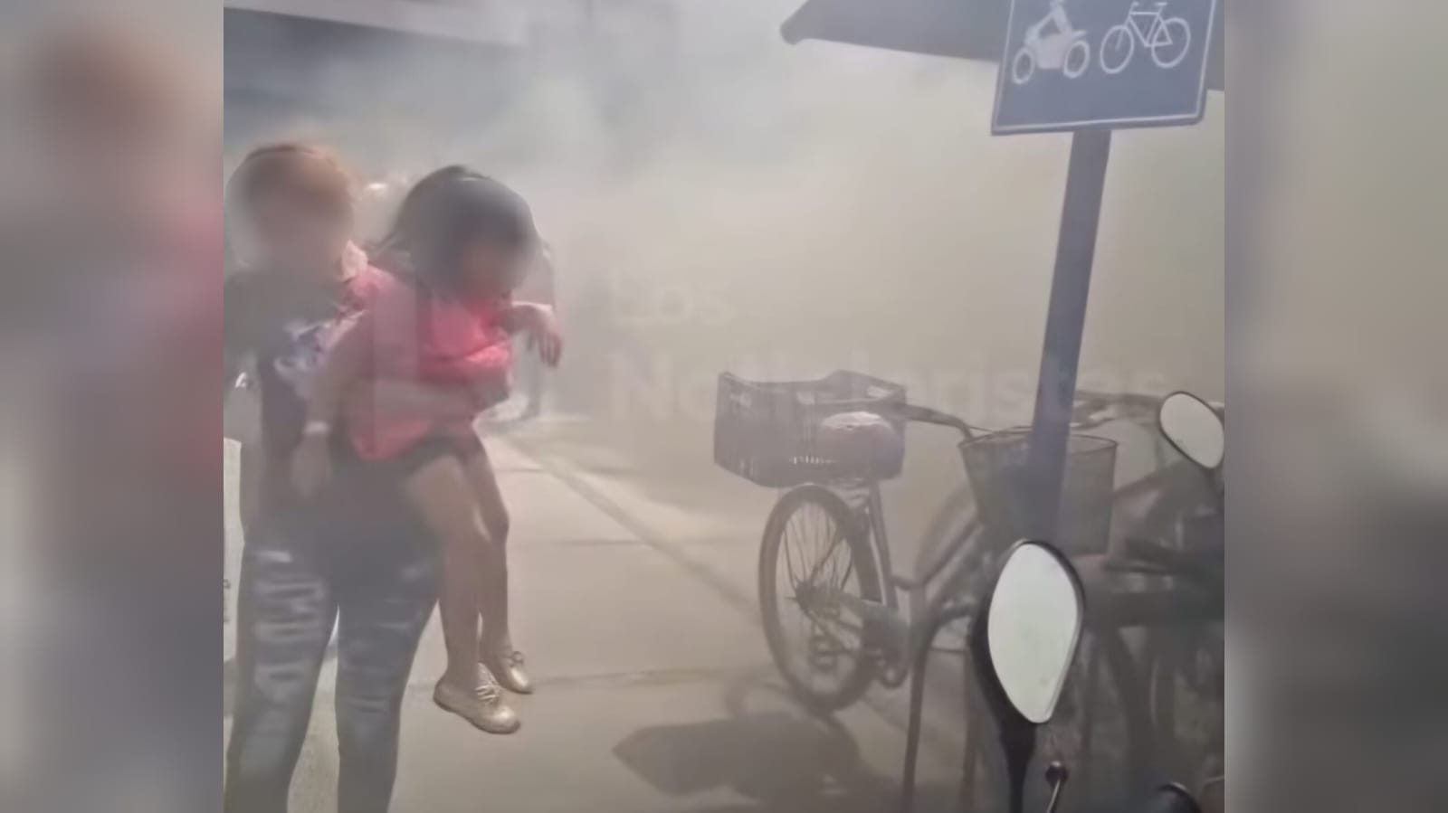 Incendio plaza Fiesta Las Palmas en Los Mochis