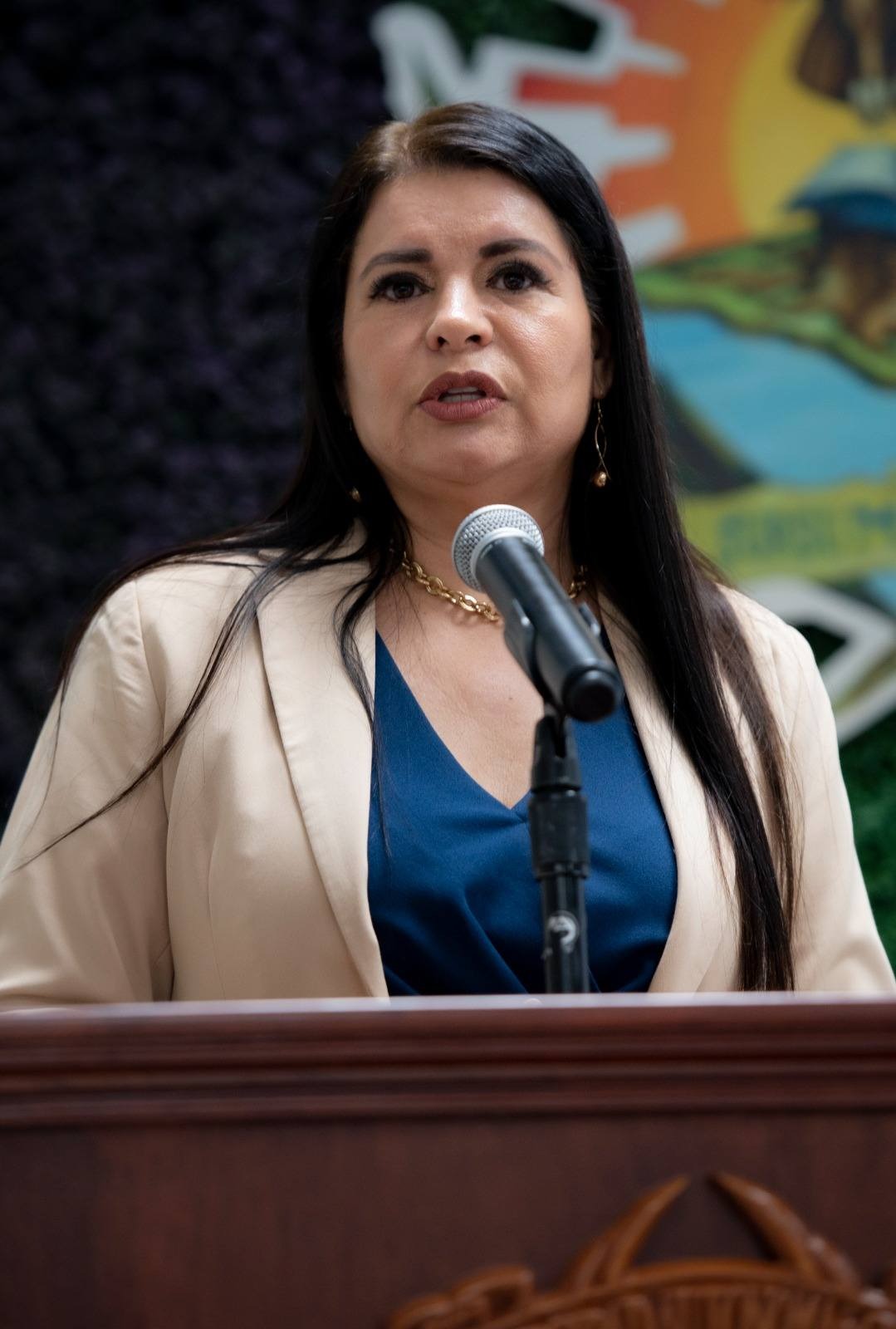 Madueña encabeza reunión con directores electos para fortalecer la administración y atención estudiantil