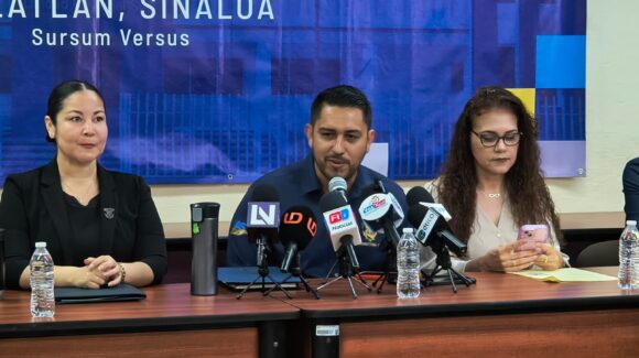 UAS apuesta por modelo bimodal para enfrentar crisis financiera y alta demanda educativa: Vicerrector URS
