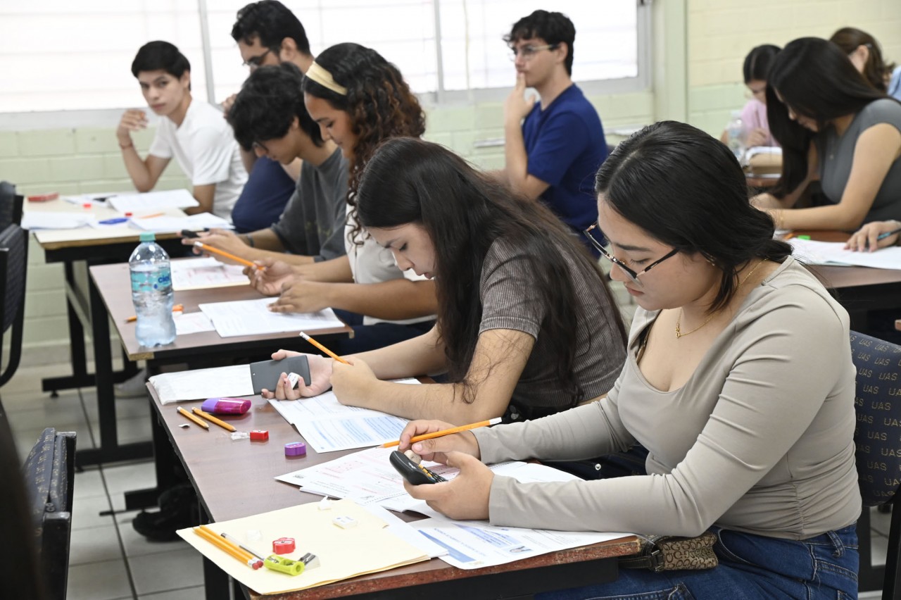 Examen de admisión UAS