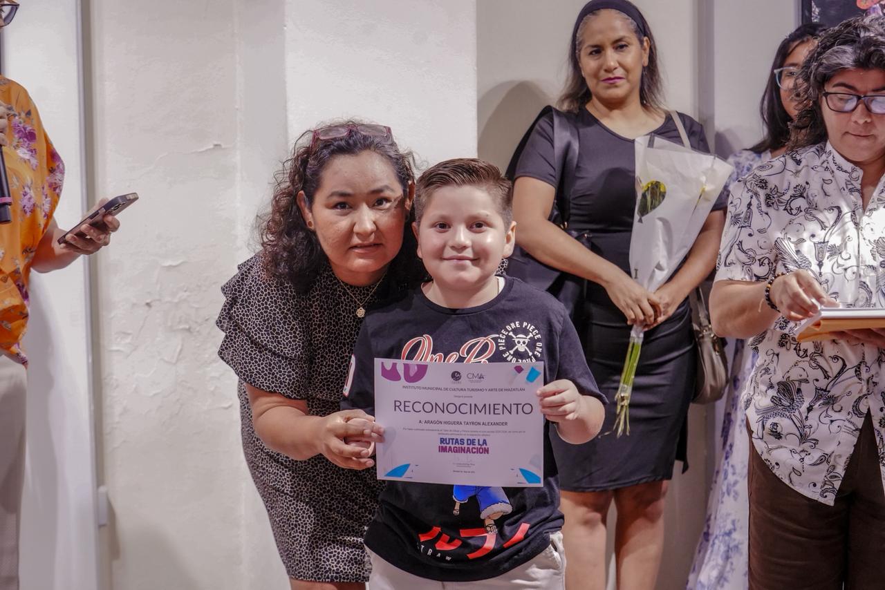 Alumnos del CMA sorprenden con exposición
