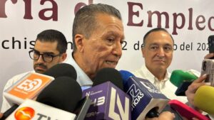 feliciano castro y alcalde de ahome antonio menendez