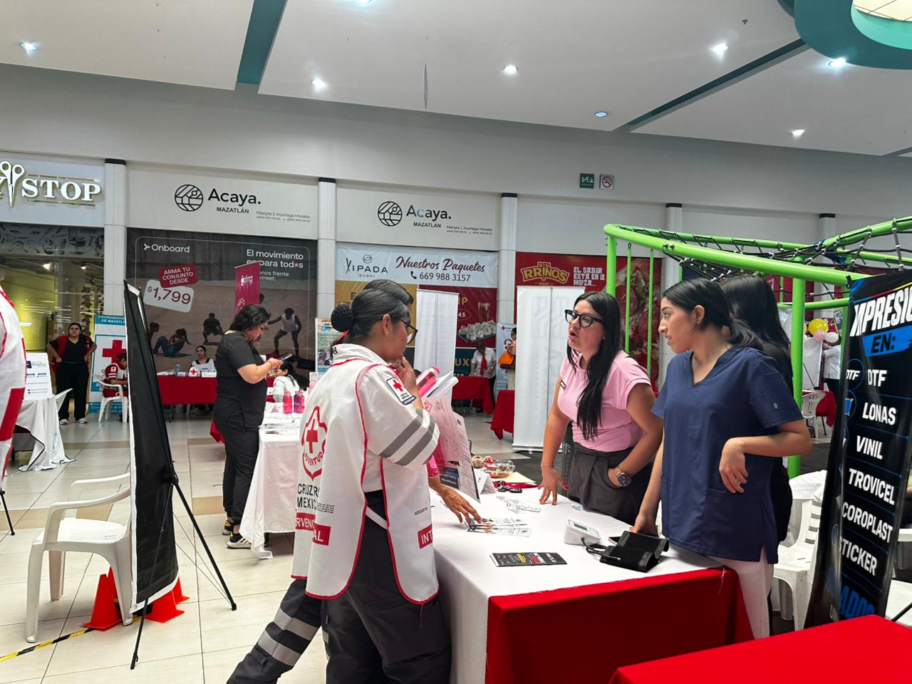 Feria de la Salud en Mazatlán, Sin.