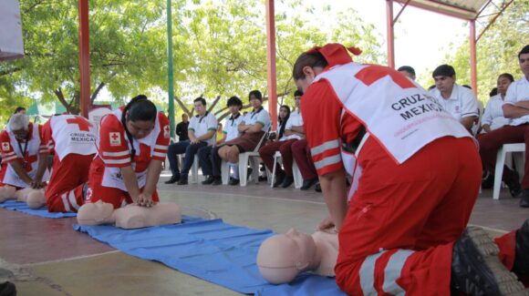 Rosario, Sinaloa, fortalece la cultura preventiva con feria que reunió a jóvenes, cuerpos de auxilio y autoridades