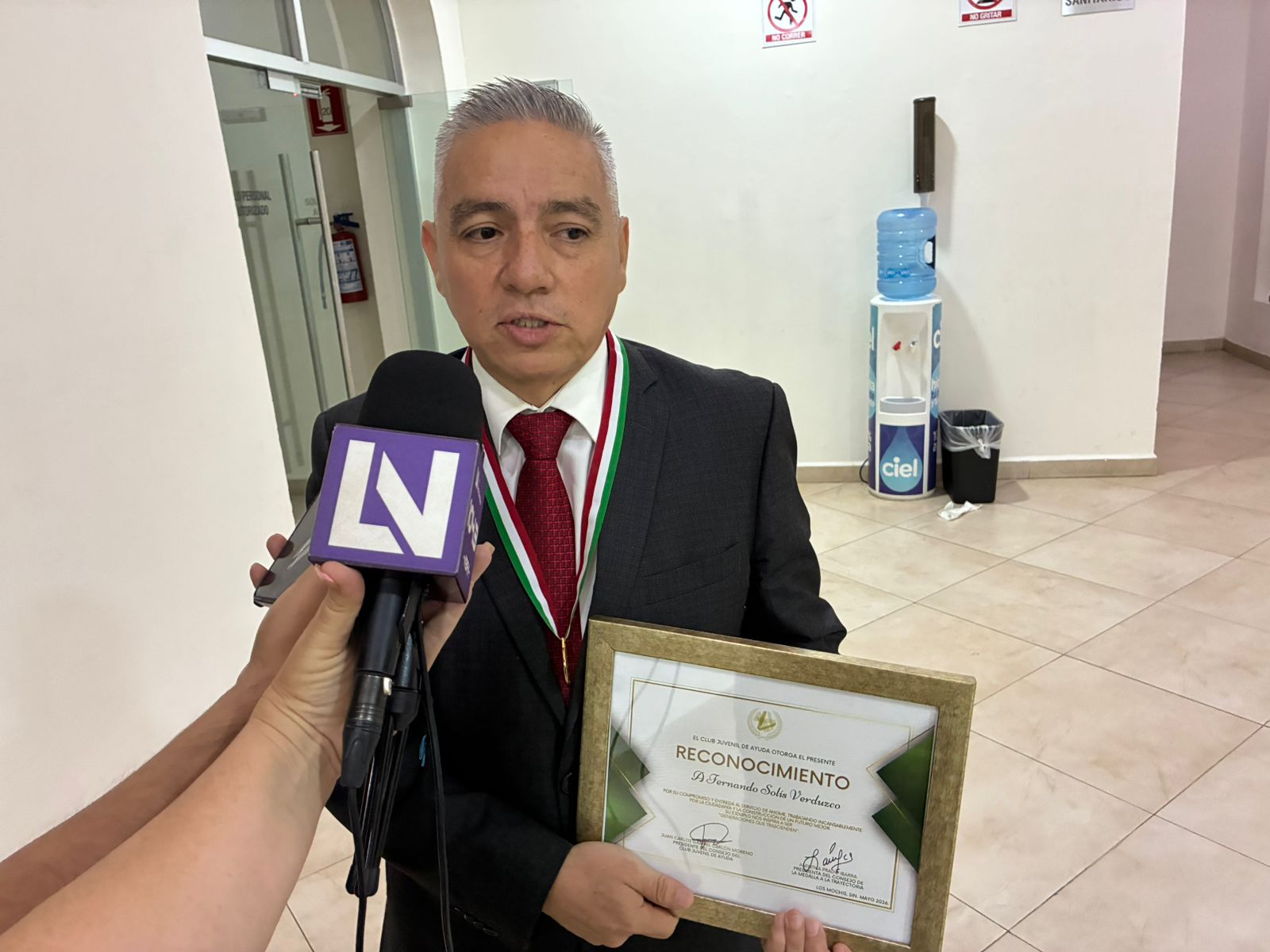 Club Juvenil de Ayuda AC entrega reconocimientos a ocho ahomenses con trayectoria