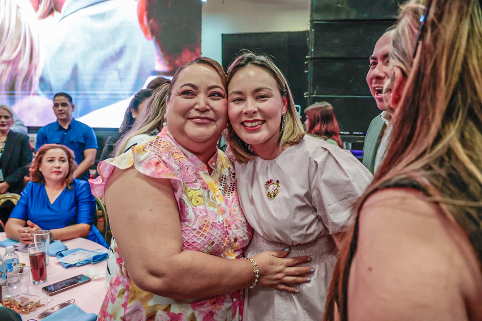 Celebran a las mamás trabajadores del Stase