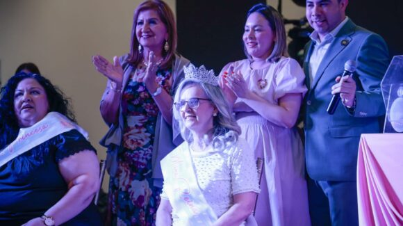 ¡Regalos y un día de descanso! Acompaña gobernadora a trabajadoras del Stase en festejo del Día de las Madres