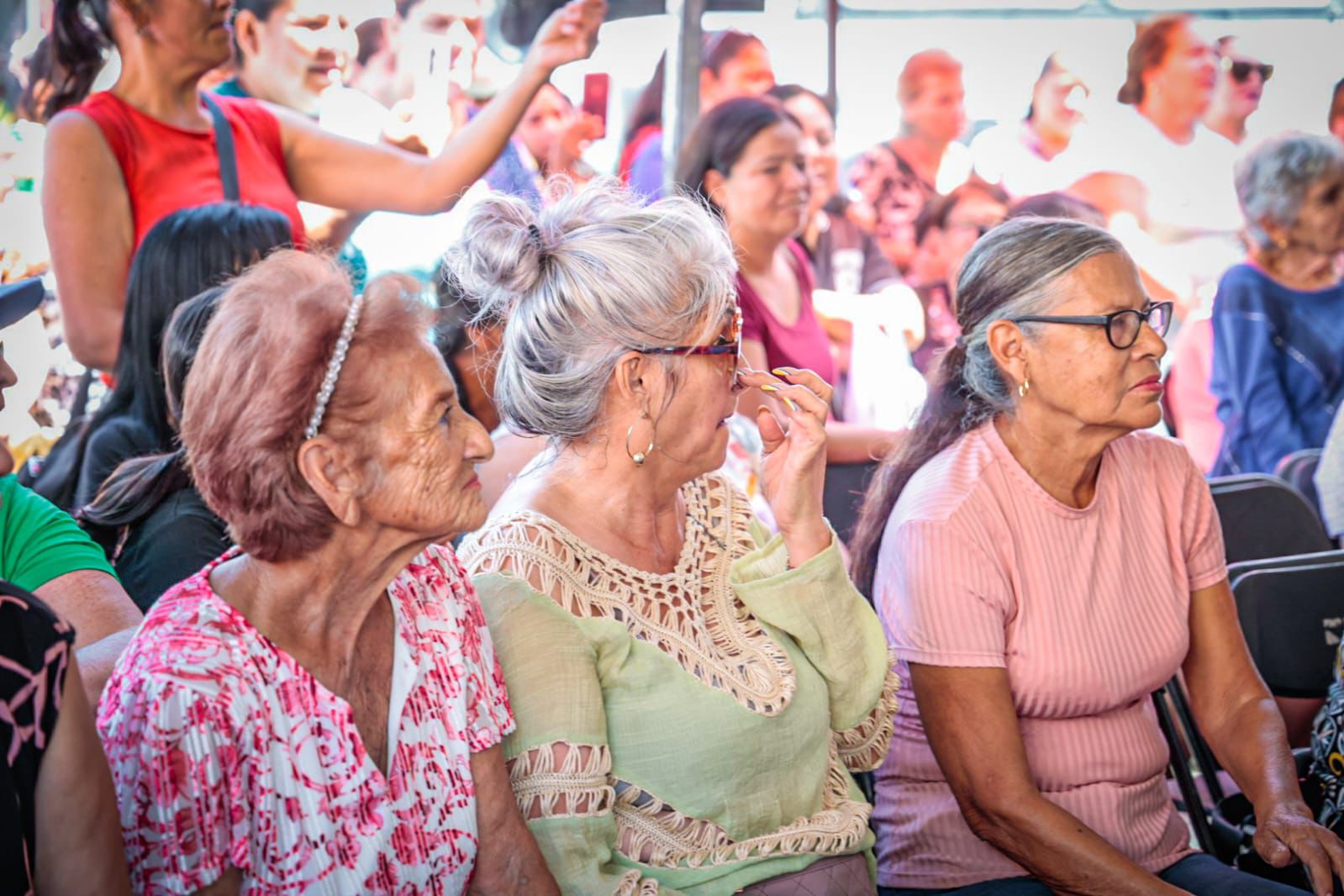 Festejo del Día de las Madres del Mercado Garmendia de Culiacán