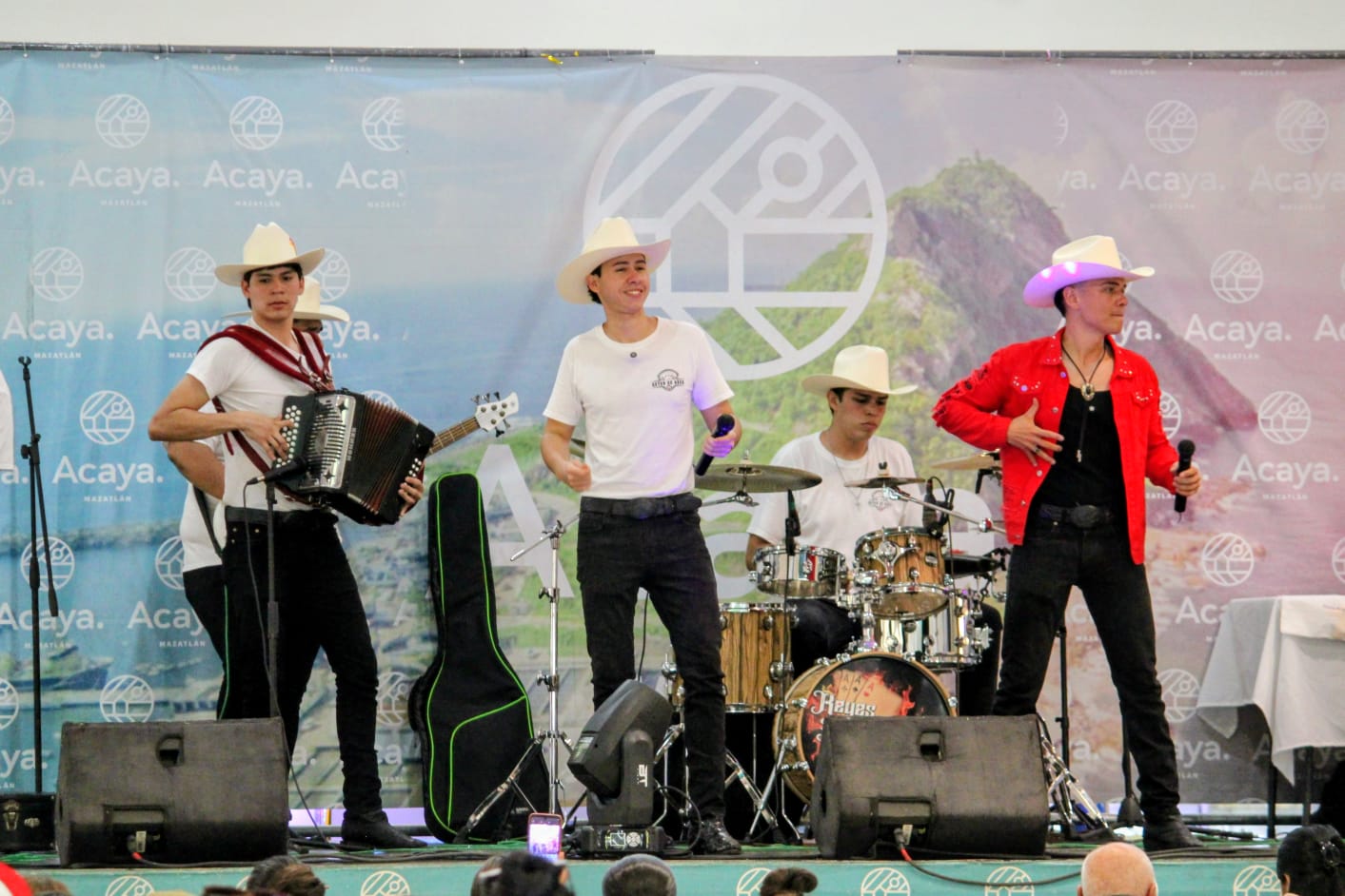 Festejo para mamás en Plaza Acaya, Mazatlán