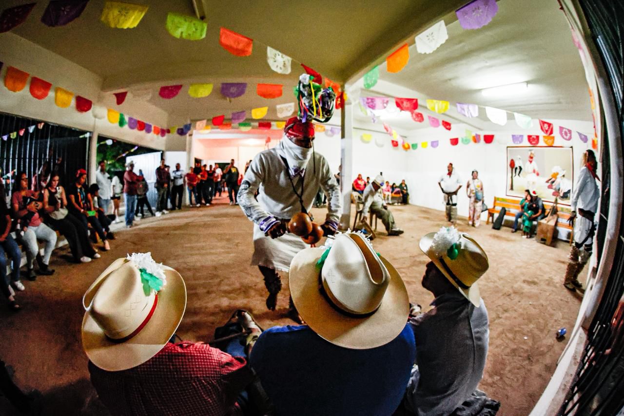 Festividades indígenas en Ahome por el Día de la Santa Cruz