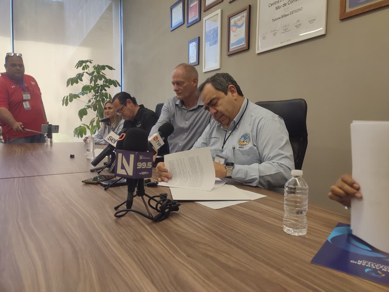 Gran Acuario Mazatlán firma convenio con IMAA y Cetmar 08