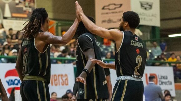Frayles y Astros avanzan a semifinales en los playoffs de Cibacopa 2026