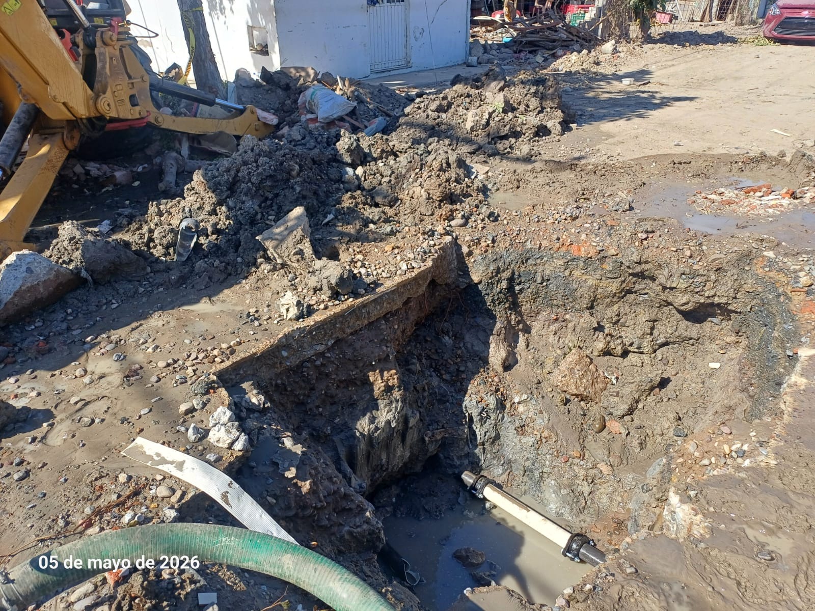 Fuga de agua en la Pancho Villa, Mazatlán