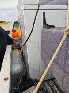 Mujer resulta lesionada tras aventarse de camioneta por fuga de gas en El Carrizo