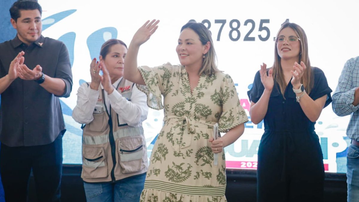 gobernadora da el banderazo al aquaton 2026 en sinaloa saludo