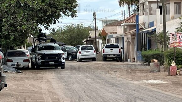 Realizan operativo y cateo en vivienda de la colonia Lomas del Mar, en Guasave, Sinaloa