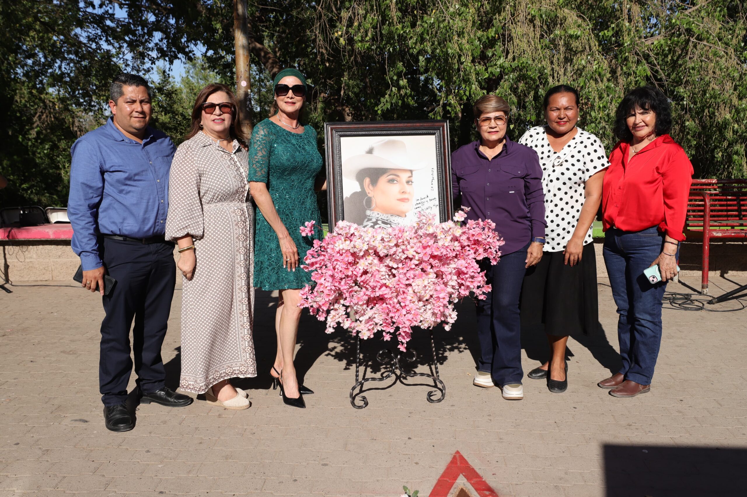 Homenaje a Chayito Valdez en Guasave, Sin.