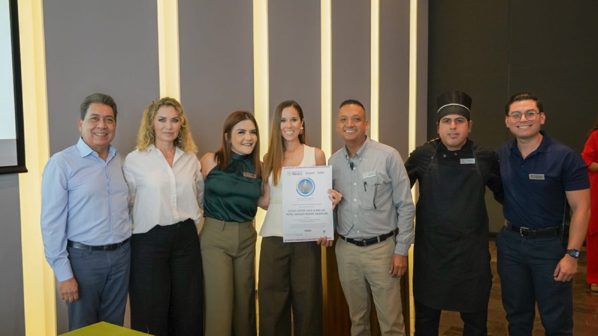 hoteles restaurantes bares reciben certificaciones por cumplir estandares nacionales en mazatlan trabajadores